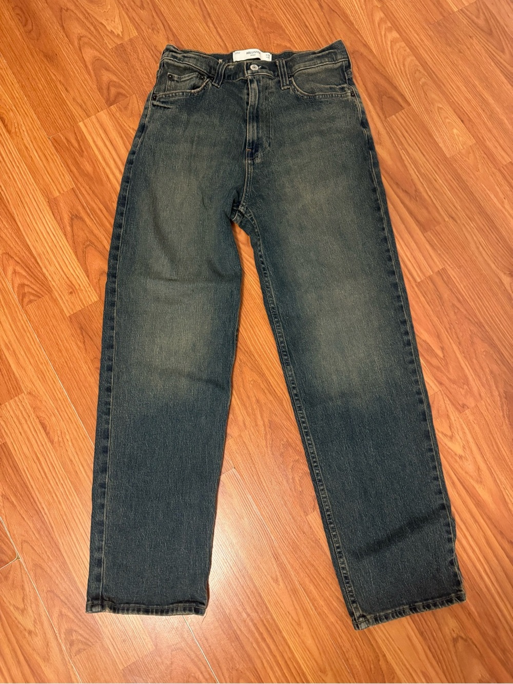 Hollister jeans for TEENS (baggy style)